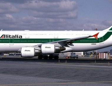 Alitalia: Υπεγράφη στη Ρώμη προσύμφωνο για τη διάσωση της ιταλικής αεροπορικής εταιρίας